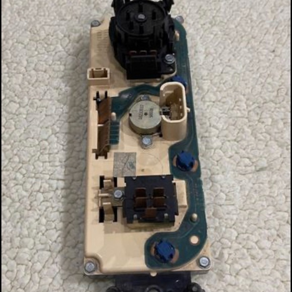 Chevrolet Blazer GMC Jimmy Oldsmobile Bravada Climate Control A/C Heater Switch - Picture 5 of 9